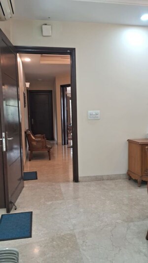 3 BHK Builder Floor For Rent in Defence Colony