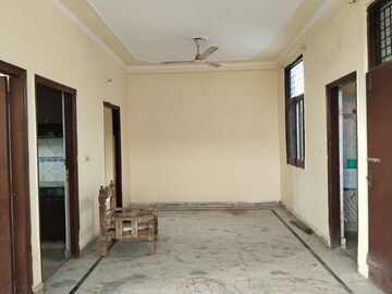 Room in 2 BHK Apartment at Ashoka Enclave 3, Sector 35 – for Sale