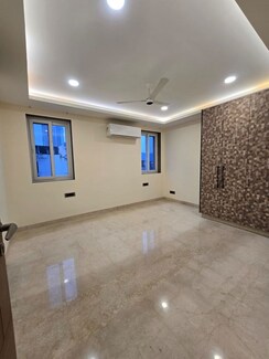 4 BHK + Pooja Room,Servant Room Apartment For Rent in DLF The Icon