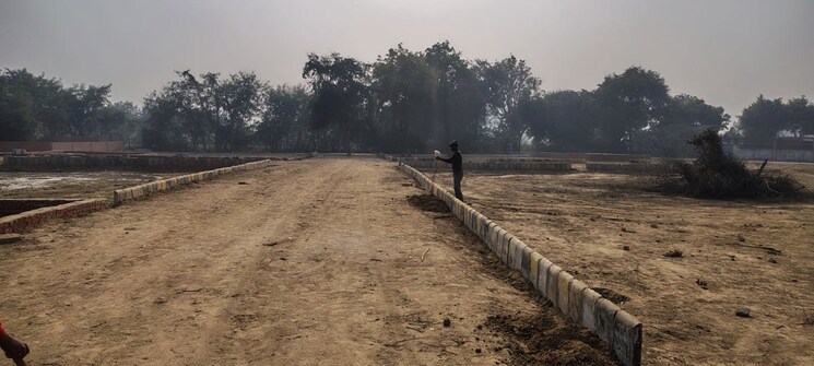 undefined, mohanlalganj  1700 Sq.Ft. Plot In Mohanlalganj Lucknow 9753641