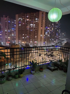 Gym in 3 BHK Apartment at JM Florence, Tech Zone 4 Greater Noida – for Rent