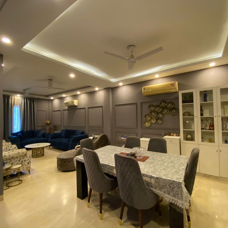 3.5 BHK + Servant Room Builder Floor For Sale in Sushant Lok I