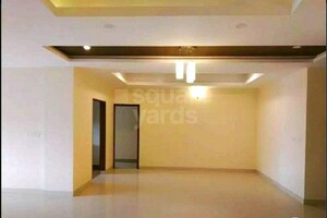 Building Lobby in 1.5 BHK Builder Floor at Marathahalli – for Rent
