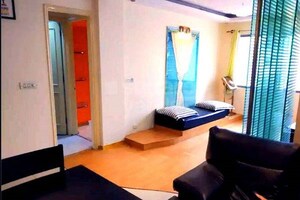 Living Room in 1.5 BHK Builder Floor at Marathahalli – for Rent