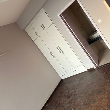 Furnished Amenities in 2 BHK Apartment at Supertech Hues, Sector 68 – for Rent