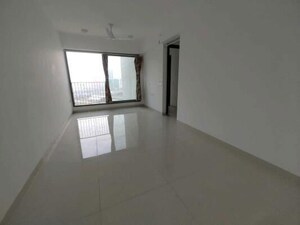 Room in 2 BHK Apartment at Sunteck City Avenue 4, Goregaon West – for Rent