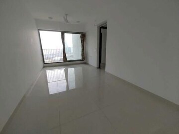 Room in 2 BHK Apartment at Sunteck City Avenue 4, Goregaon West – for Rent