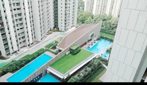 Swimming Pool in 1 BHK Apartment at Kalpataru Immensa H, Kolshet Road – for Sale
