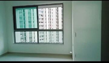 Room in 1 BHK Apartment at Kalpataru Immensa H, Kolshet Road – for Sale