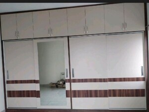 Room in 2.5 BHK Apartment at Prestige Park Square, Bannerghatta Road – for Rent