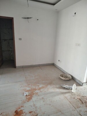 Room in 3 BHK Builder Floor at Dhakoli – for Sale