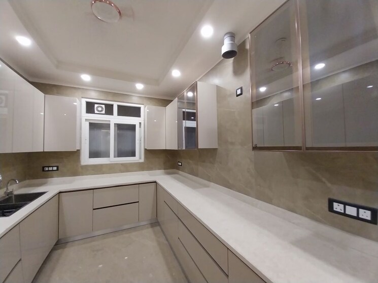 Kitchen, naraina 4 Bedroom 300 Sq.Yd. Builder Floor In Naraina Delhi 9753160