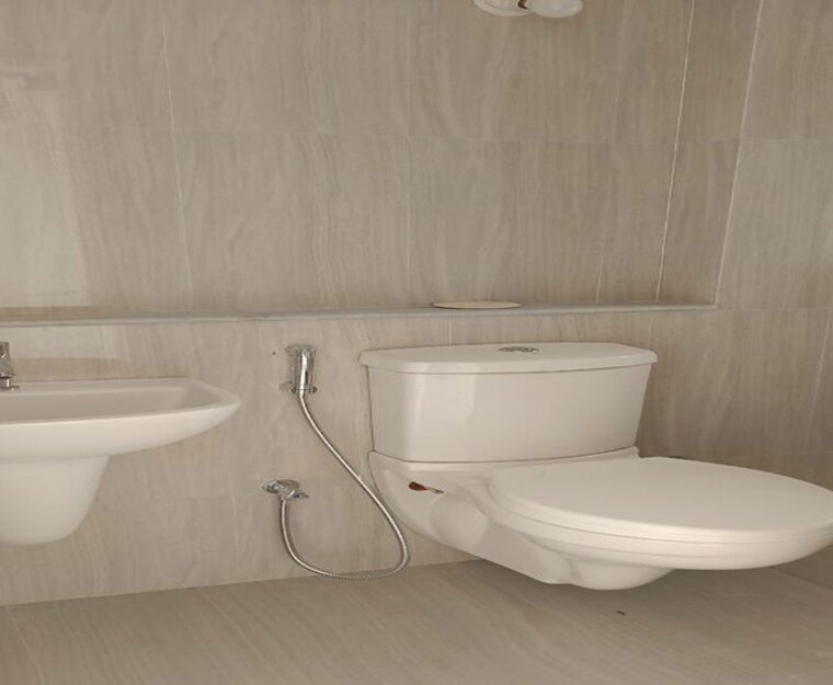 Bathroom, runwal-gardens 2.5 Bedroom 812 Sq.Ft. Apartment In Dombivli East Thane 9753825