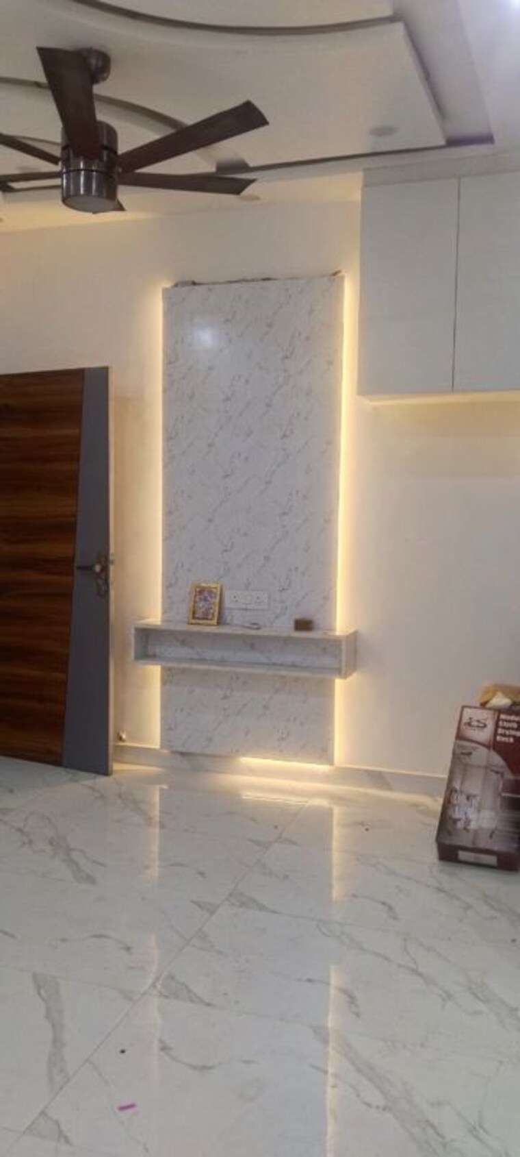 Bathroom, vipin garden 2 Bedroom 70 Acre Builder Floor In Vipin Garden Delhi 9753911