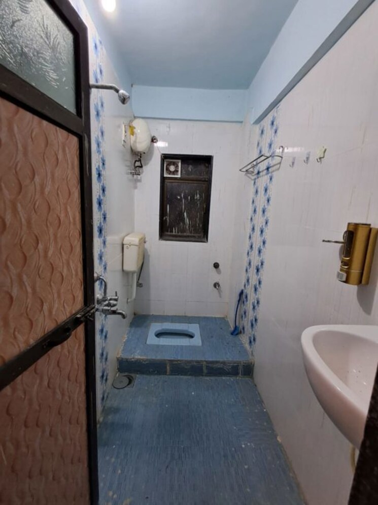 Bathroom, matoshree-park 2 Bedroom 950 Sq.Ft. Apartment In Bhandup East Mumbai 9753916