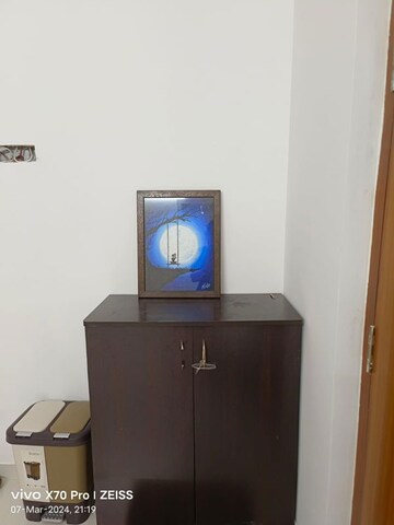 Furnished Amenities in 2 BHK Apartment at Amanora Gold Towers, Hadapsar – for Sale