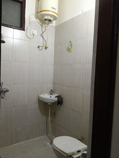 1 BHK Builder Floor For Rent in MS Enclave Zirakpur