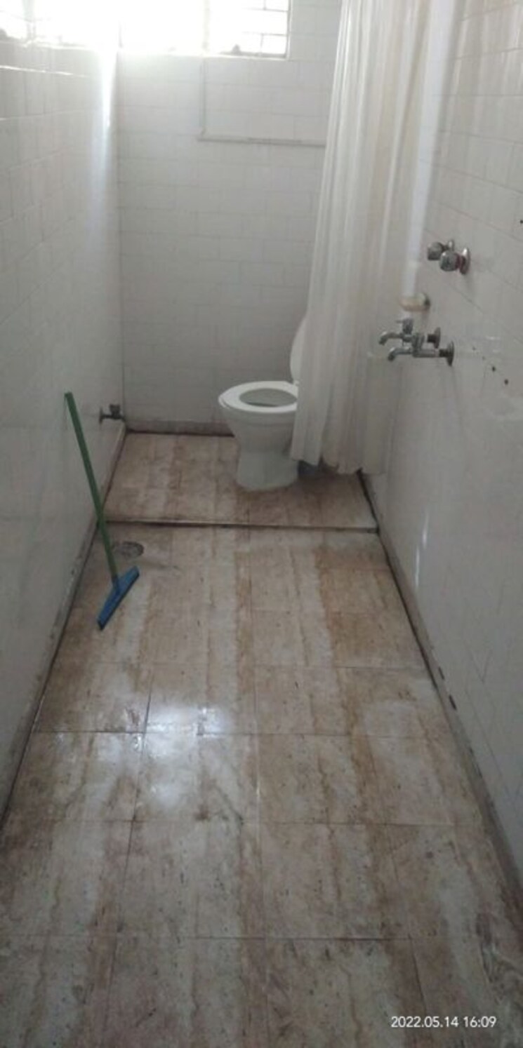 Bathroom, sector 55 2.5 Bedroom 1110 Sq.Ft. Independent House In Sector 55 Noida 9754142