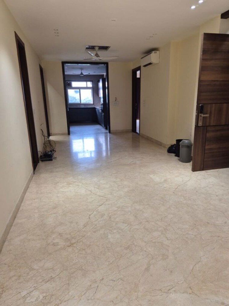 Room, dlf-beverly-park-ii 3.5 Bedroom 3011 Sq.Ft. Apartment In Sector 25 Gurgaon 9754143