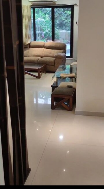 Furnished Amenities in 3 BHK Apartment at Hiranandani Gardens, Powai – for Rent