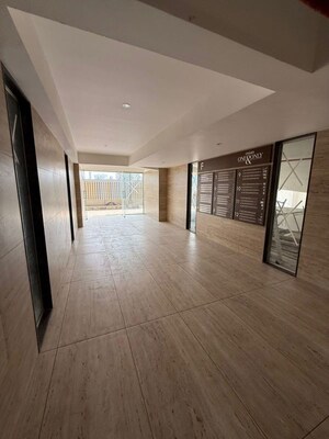 Room in 3 BHK Apartment at Kanchan Osian One and Only, Koregaon Park – for Rent