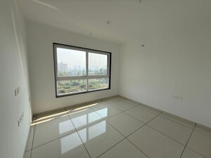 Room in 3 BHK Apartment at Kanchan Osian One and Only, Koregaon Park – for Rent