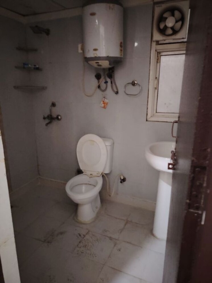Bathroom, gardenia-gateway 2 Bedroom 1045 Sq.Ft. Apartment In Sector 75 Noida 9754202