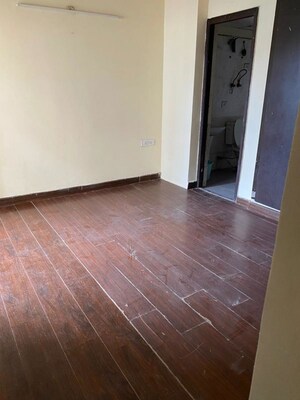 Room in 2 BHK Apartment at Gardenia Gateway, Sector 75 – for Rent