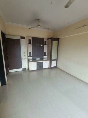 Room in 2 BHK Apartment at Kapil Vastu, Goregaon West – for Rent