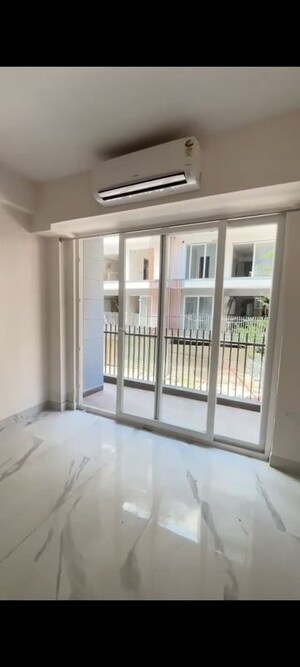 Room in 3.5 BHK Apartment at M3M Soulitude, Sector 89 – for Rent