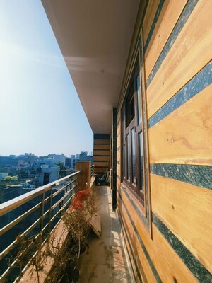 Balcony in 2 BHK Builder Floor at Dwarka Mor – for Rent