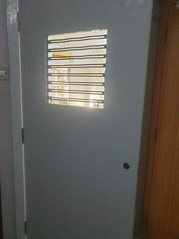 Room in 1 BHK Apartment at Apna Ghar CHS, Malad East – for Rent