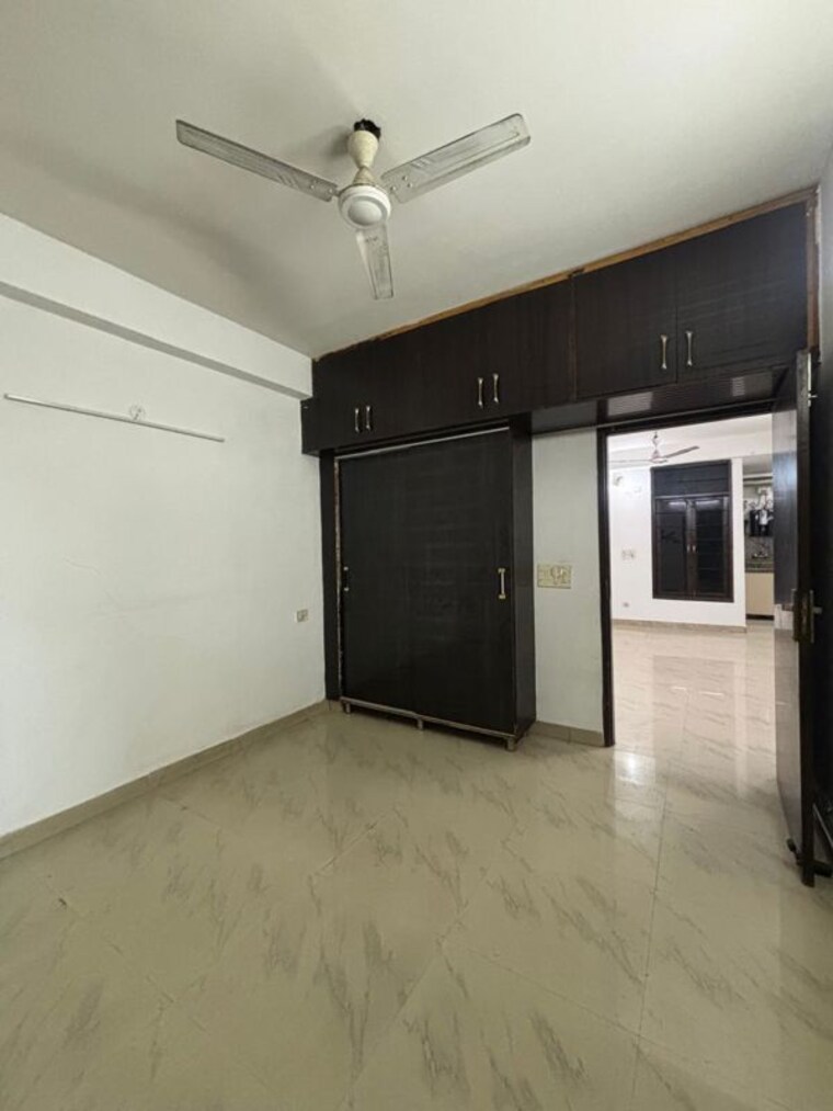 Room, palm-residency-chhatarpur 2 Bedroom 900 Sq.Ft. Apartment In Chattarpur Delhi 9754467