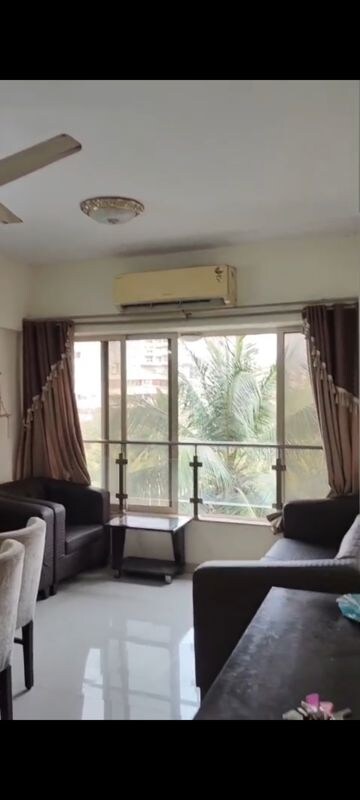 Living Room in 2 BHK Apartment at Vile Parle East – for Rent