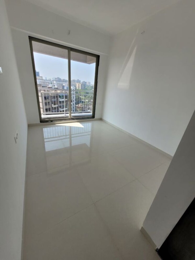 Room, seasons-orchid 1 Bedroom 700 Sq.Ft. Apartment In Kalyan West Thane 9754409