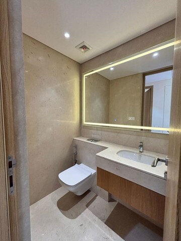 Bathroom in 3 BHK Apartment at Parishram Apartments, Pali Hill – for Rent