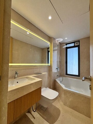 Bathroom in 3 BHK Apartment at Parishram Apartments, Pali Hill – for Rent