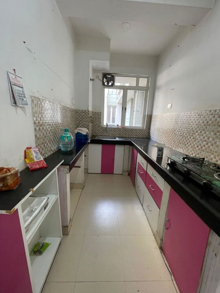 Kitchen, city-centre 3 Bedroom 1500 Sq.Ft. Apartment In Salt Lake City Kolkata 9754452