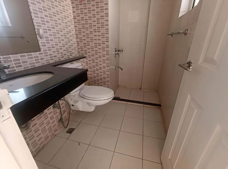 Bathroom, bptp-park-prime 3 Bedroom 1442 Sq.Ft. Apartment In Sector 66 Gurgaon 9754528