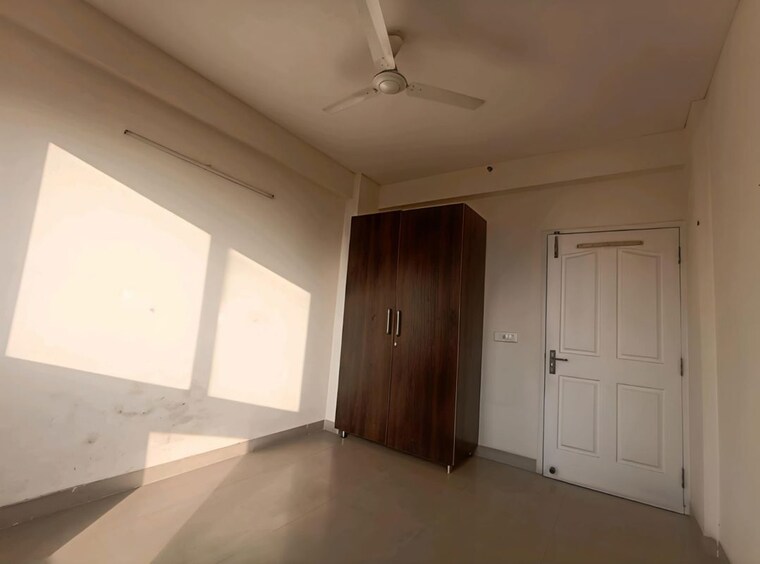Room, bptp-park-prime 3 Bedroom 1442 Sq.Ft. Apartment In Sector 66 Gurgaon 9754528