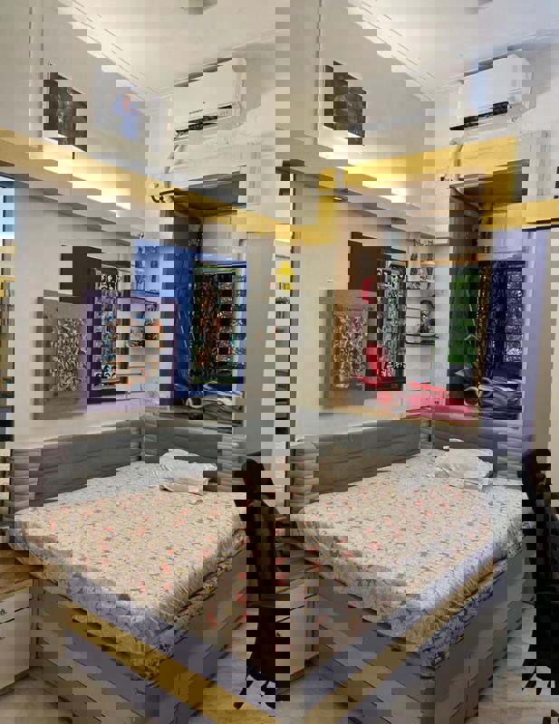 2 BHK + Extra Room Apartment For Rent in Dadar West