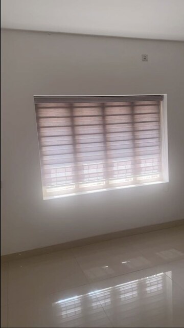 Room in 4 BHK Independent House at Kuttanellur – for Sale