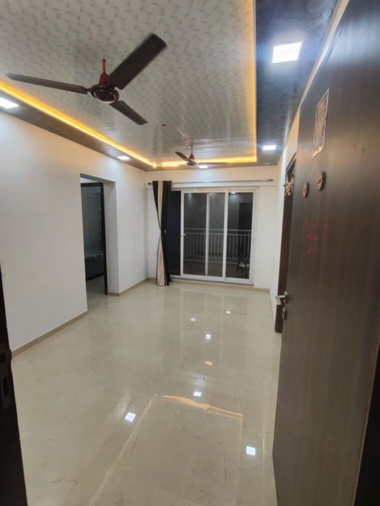 Hall, ekdanta-new-suraj-tower 2 Bedroom 700 Sq.Ft. Apartment In Pokhran Road No One Thane 9754793