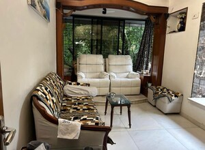 Master Bedroom in 3 BHK Apartment at Ashok Towers, Parel – for Rent