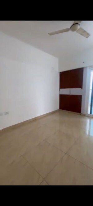 Room in 2 BHK Apartment at Gaur 14th Avenue High Street, Sector 16c Greater Noida – for Sale