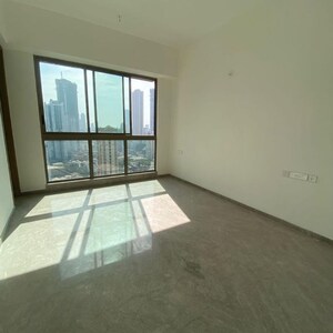 Room in 4 BHK Apartment at Prestige Jasdan Classic, Jacob Circle – for Rent