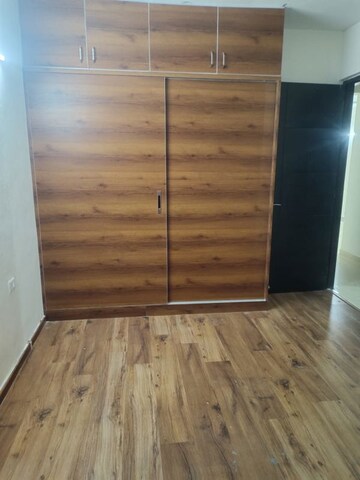 Room in 3 BHK Builder Floor at Signature Global Park 4 and 5, Sohna Sector 36 – for Rent