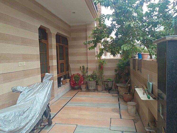 Exterior View, patiala road 3 Bedroom 200 Sq.Yd. Independent House In Patiala Road Zirakpur 9754805