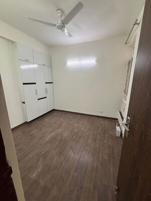 Room in 3 BHK Apartment at BPTP Park Elite Premium, Sector 84 – for Rent