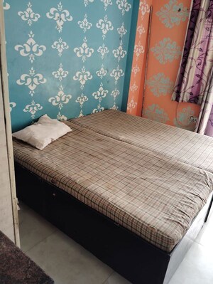 Bedroom in 5 BHK Builder Floor at DLF City Phase III, Sector 24 – for Rent